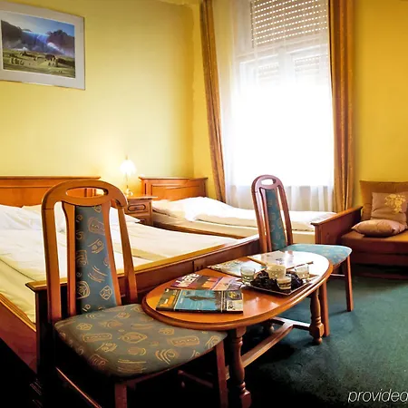 Unio Superior Hotel 3*