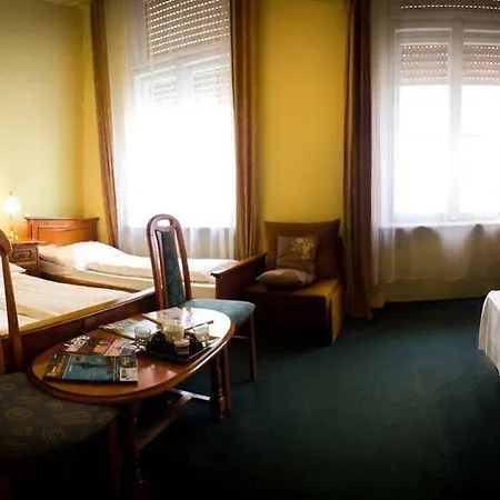 Hotel Unio Superior 3*